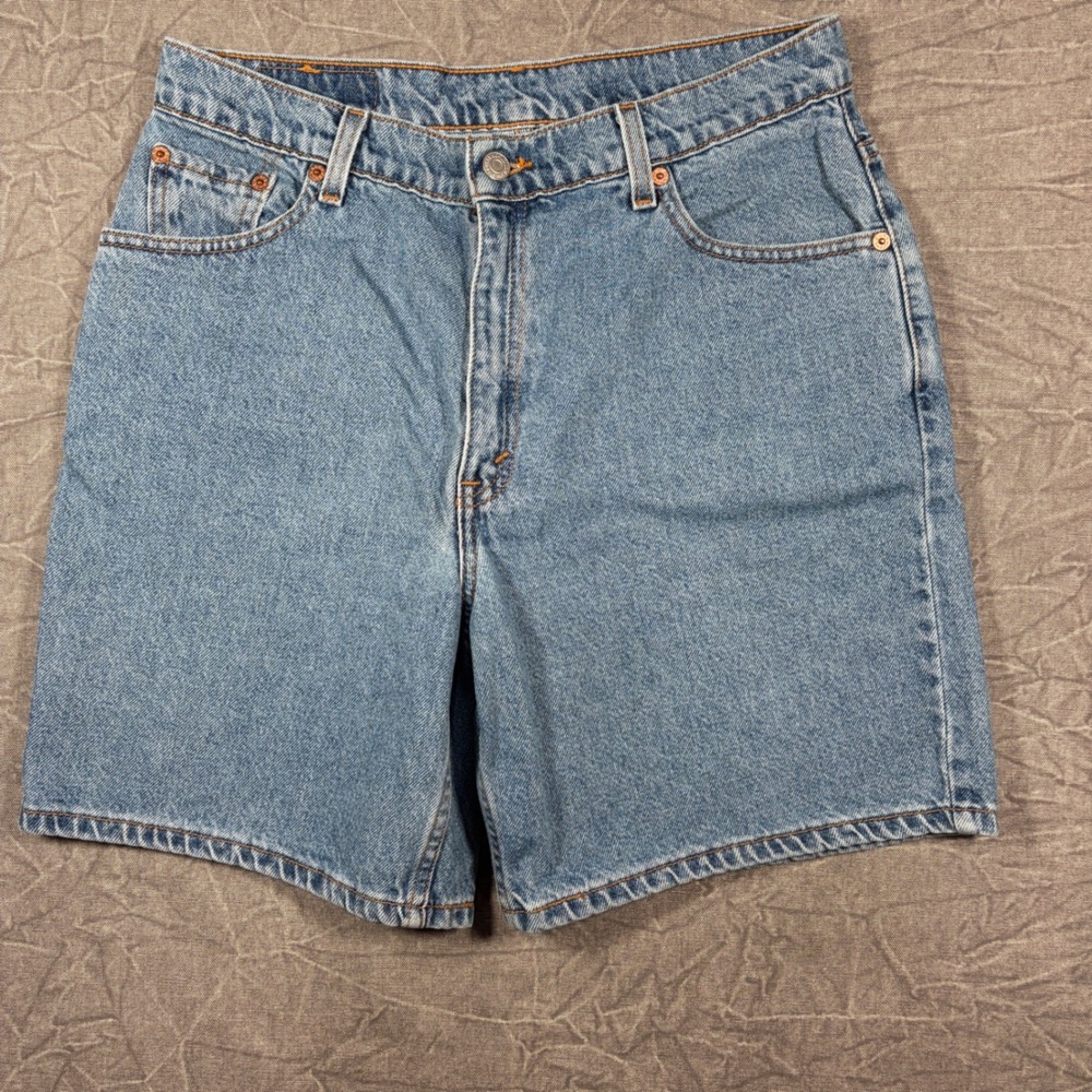 Vintage 90s Levi's High Waisted Denim Shorts Women's 12 Reg 100% Cotton Med Wash